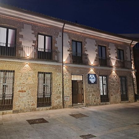 Apartamentos Turisticos Avila Puerta De San Isidro 1-4 Екстер'єр фото