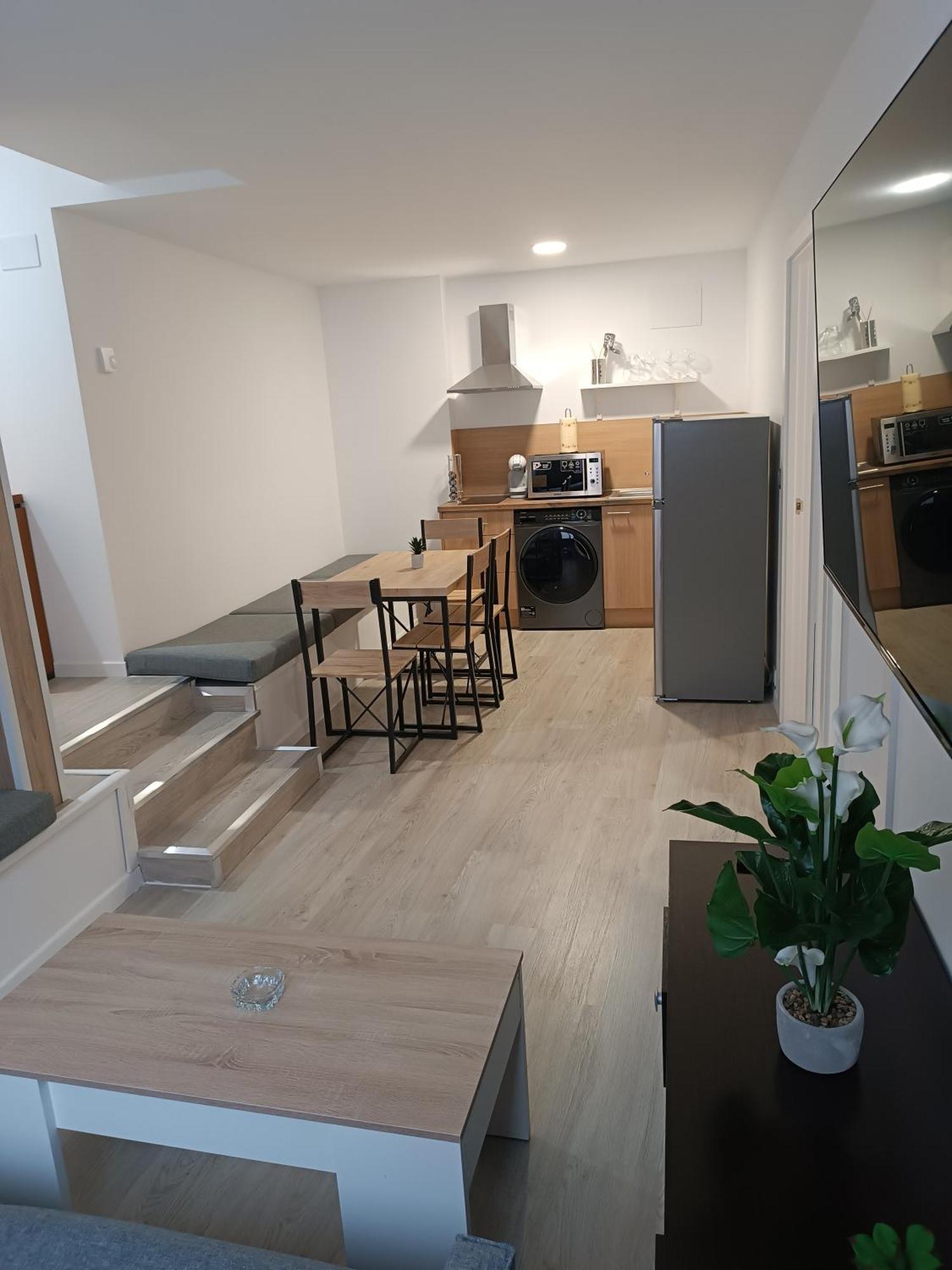 Apartamentos Turisticos Avila Puerta De San Isidro 1-4 Екстер'єр фото